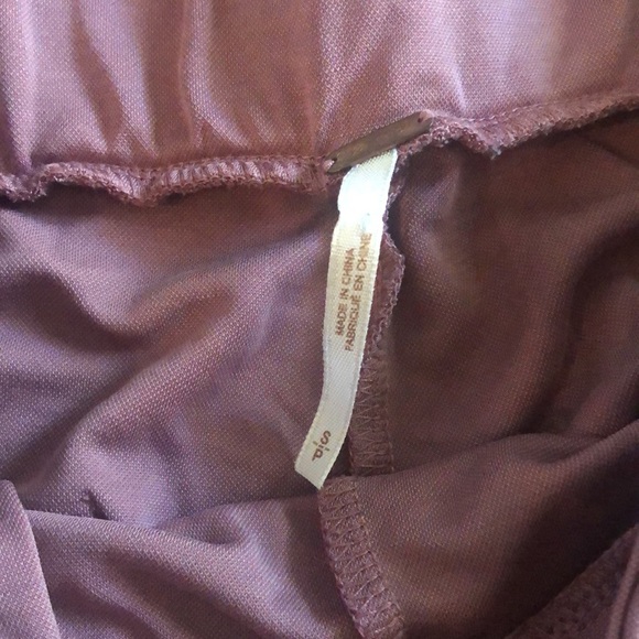 Beautiful and soft Free People capris - Picture 3 of 6